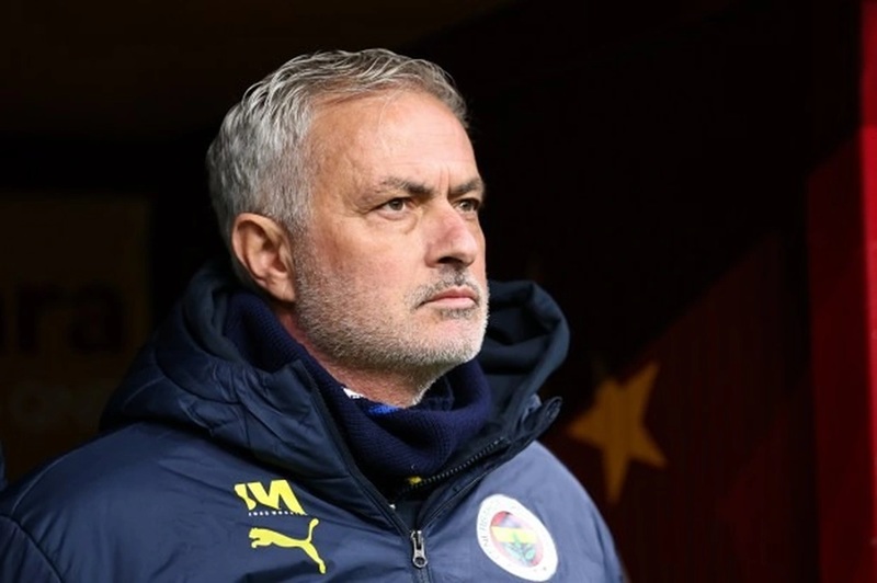 huan-luyen-vien-jose-mourinho-2