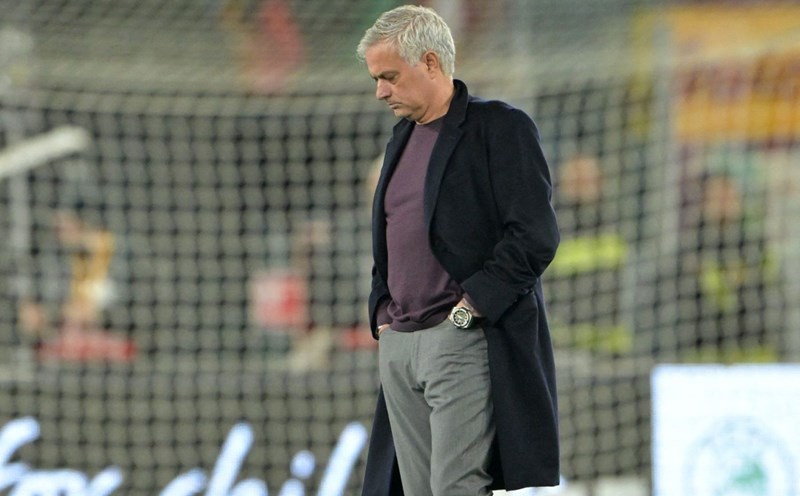 huan-luyen-vien-jose-mourinho-3
