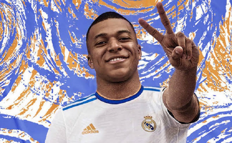 mbappe-mac-ao-so-may-1