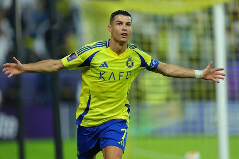 ronaldo o nuoc nao