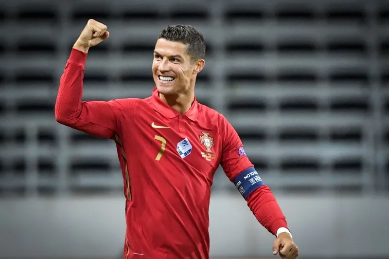 ronaldo o nuoc nao